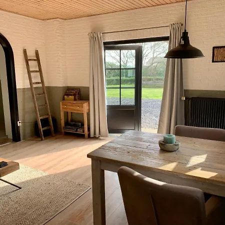 Luxe Vakantiewoning De Notenboom