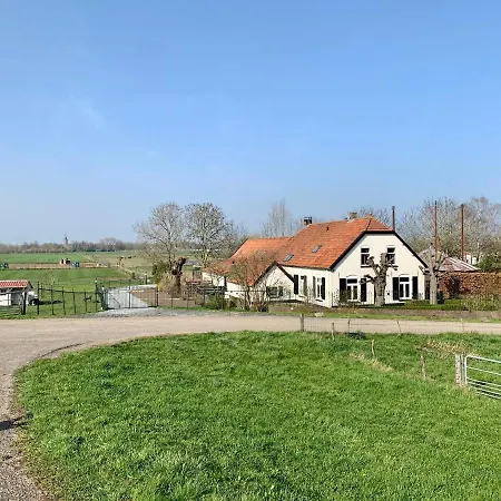 Luxe Vakantiewoning De Notenboom Casa de Férias